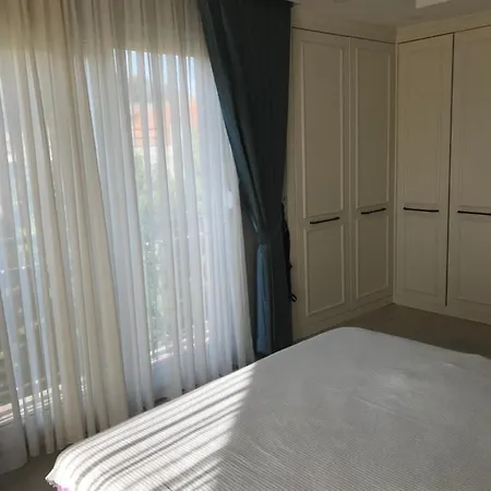 Luxury Duplex With Garden *