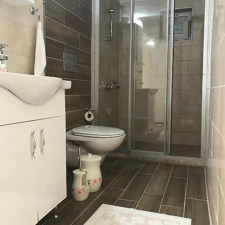 Διαμέρισμα Luxury Duplex With Garden